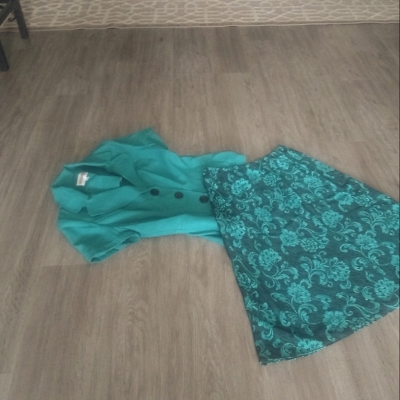 studio 1 Dresses & Skirts - Studio 1 skirt set/suit set